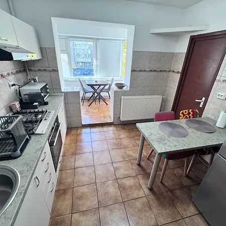 Modern In The Center Apartment *