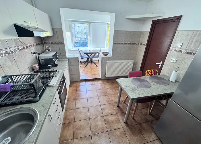 Modern In The Center Apartment *